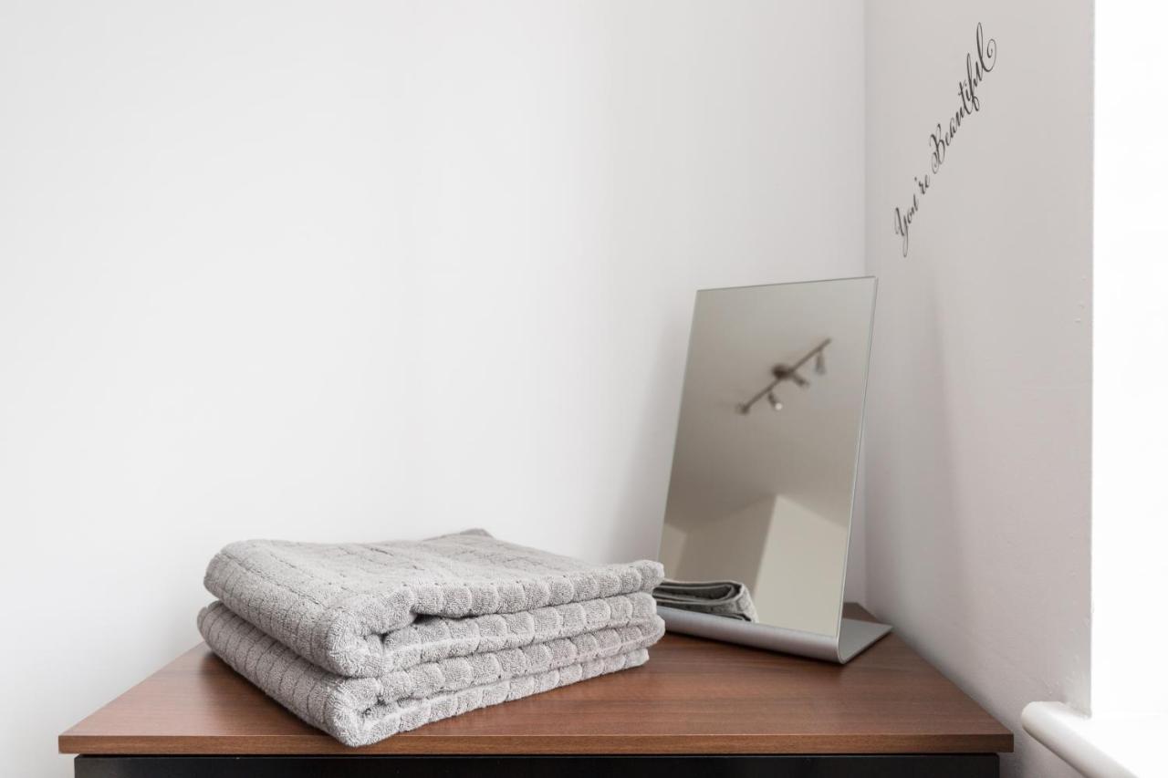 Zen Quality Beautiful 2 Bedroom With Free Parking And Wifi Close To Alexander Stadium Apartment *